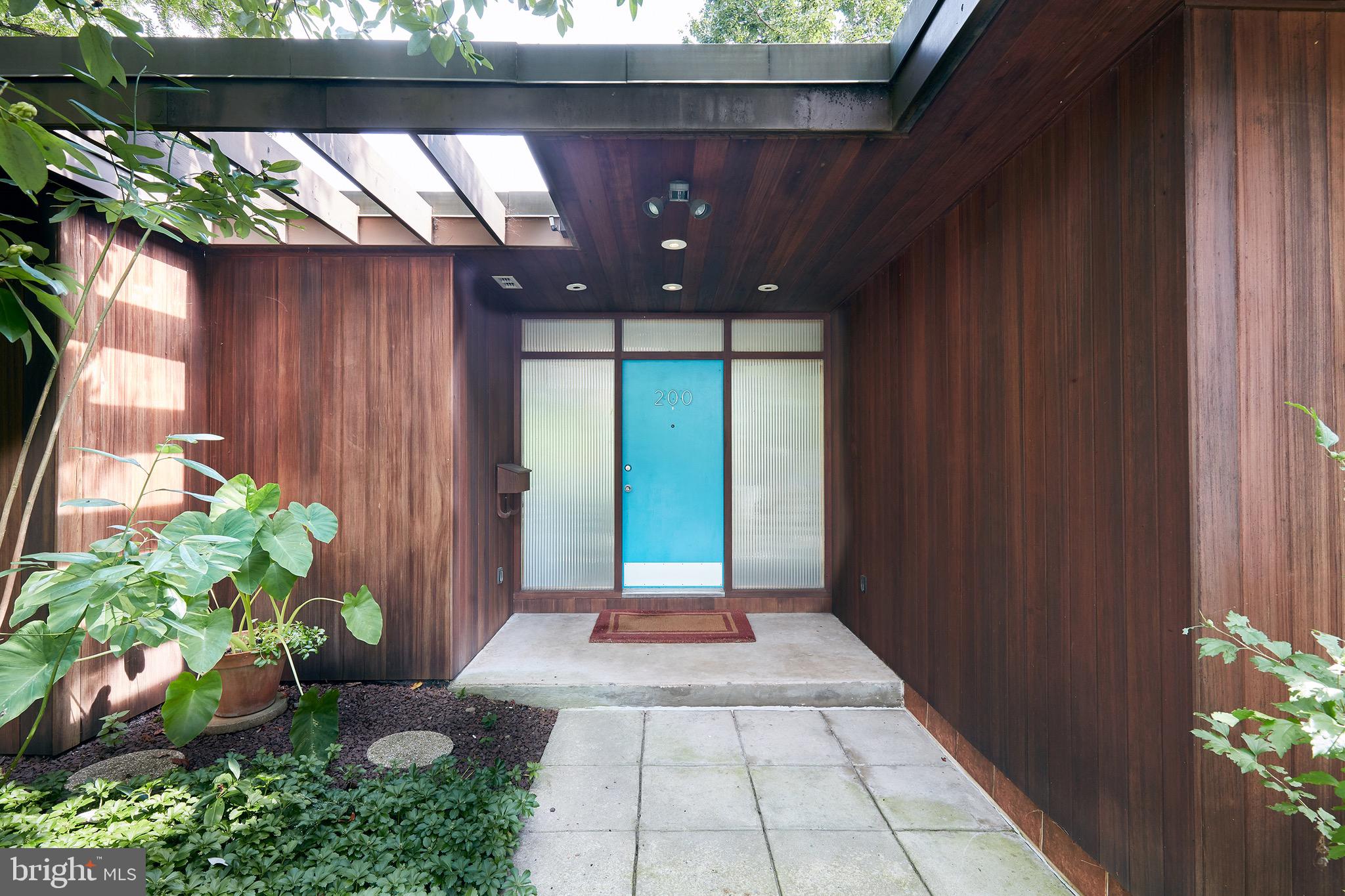 a view of a entryway of a house