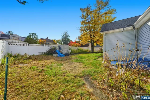 $555,000 | 13 Poplar Street, Dumont, NJ 07628