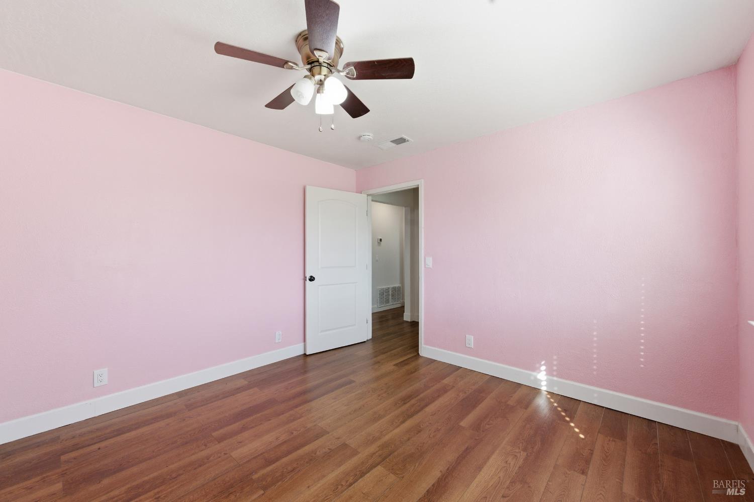 2049 Swan Way Fairfield, CA 94533 - Photo 19 of 36