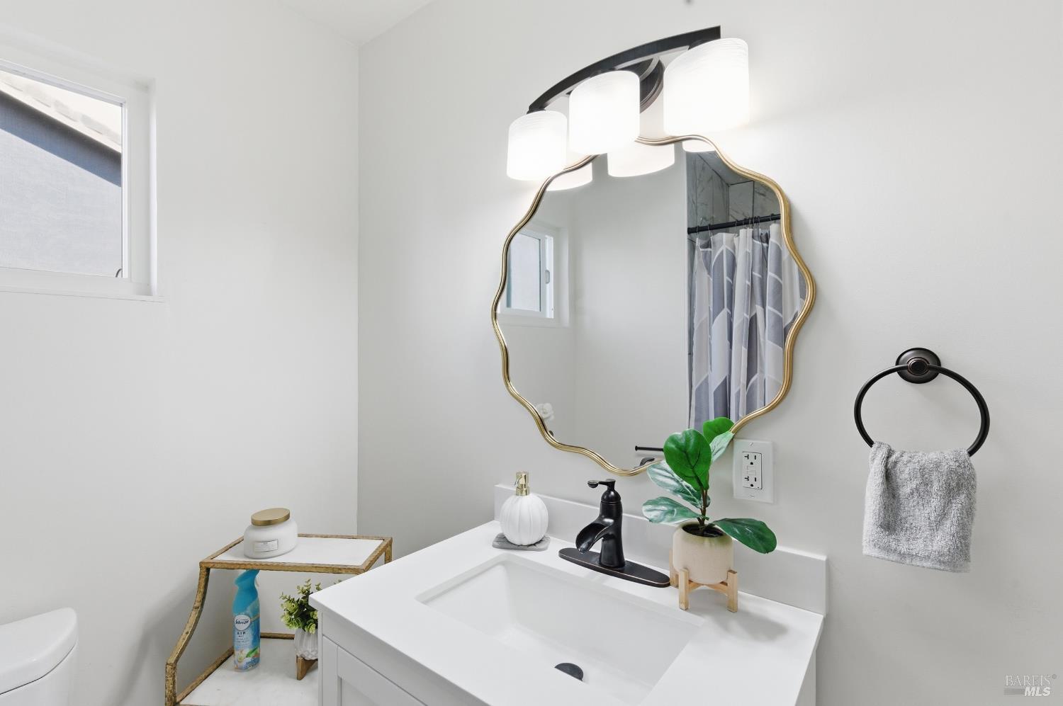 2049 Swan Way Fairfield, CA 94533 - Photo 30 of 36