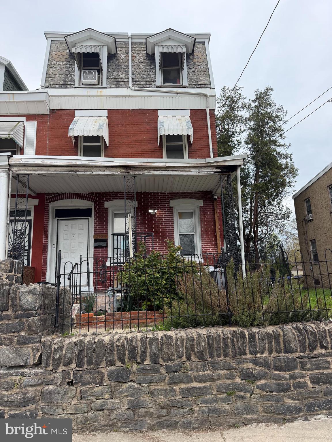 2124 West 3rd Street Chester, PA 19013 - Photo 2 of 14