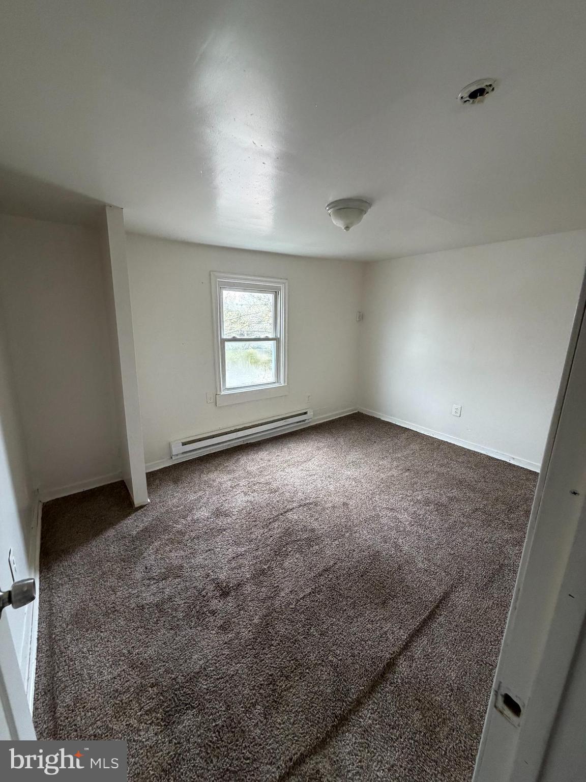 2124 West 3rd Street Chester, PA 19013 - Photo 5 of 14