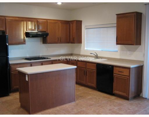 2313 Ridge Back Court North Las Vegas, NV 89031 - Photo 2 of 16 Kitchen.
