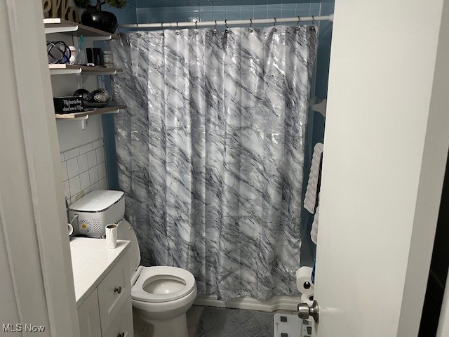 11431 Hempstead Road Garfield Heights, OH 44125 - Photo 10 of 14 Upstairs bathroom