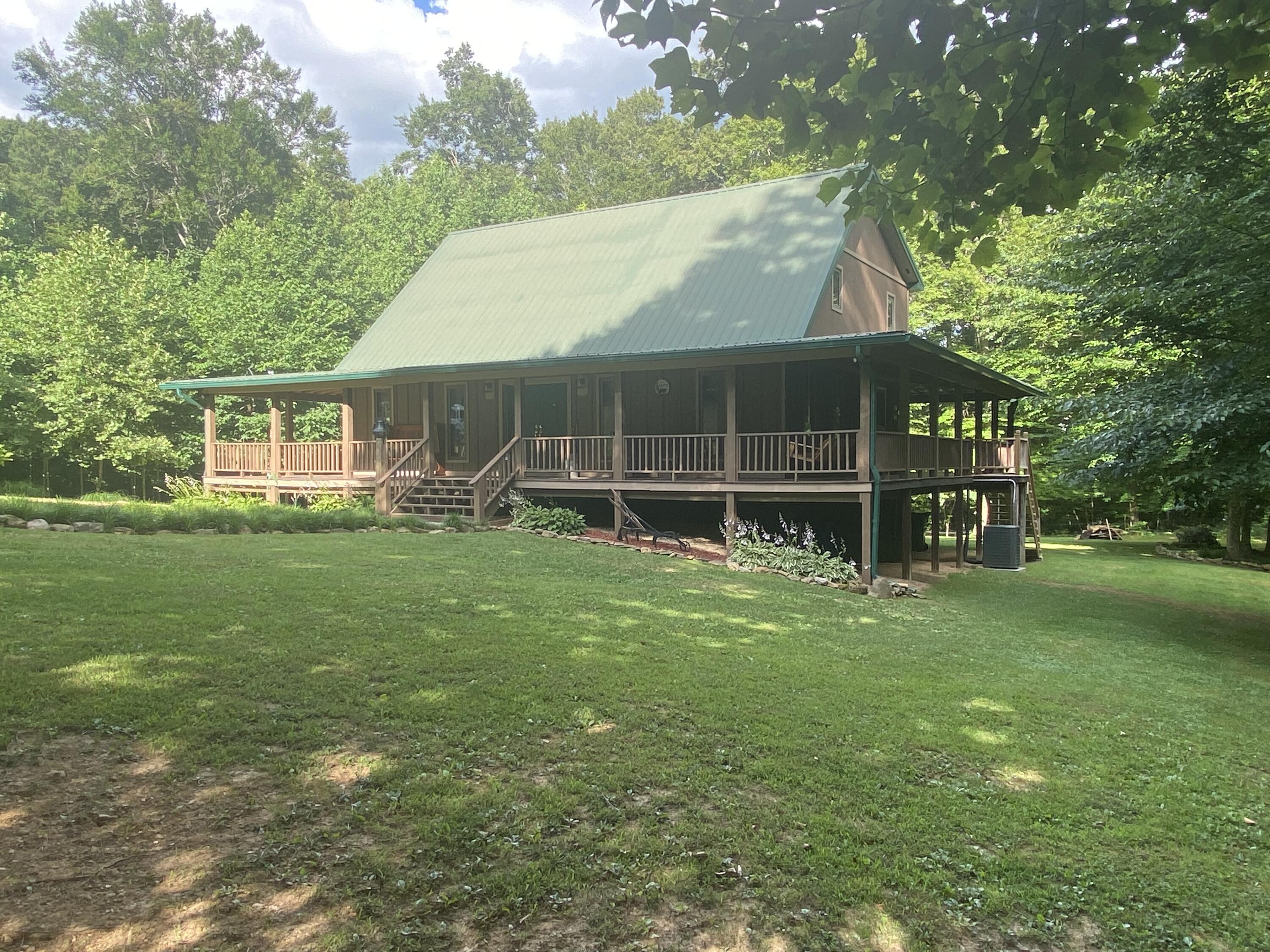 290 Adams Road Science Hill, KY 42553 - Photo 7 of 34 7A7CE197-FC43-480F-A20B-B1370319610B<|><