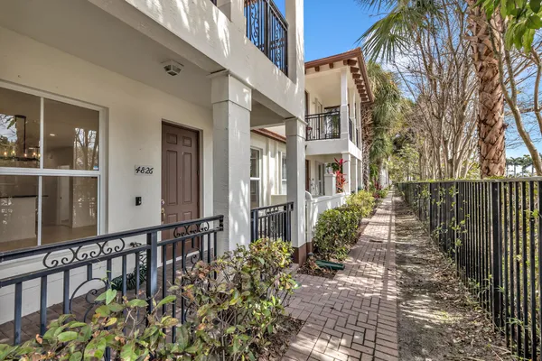 $475,000 | 4826 Acadian Trail, Coconut Creek, FL 33073