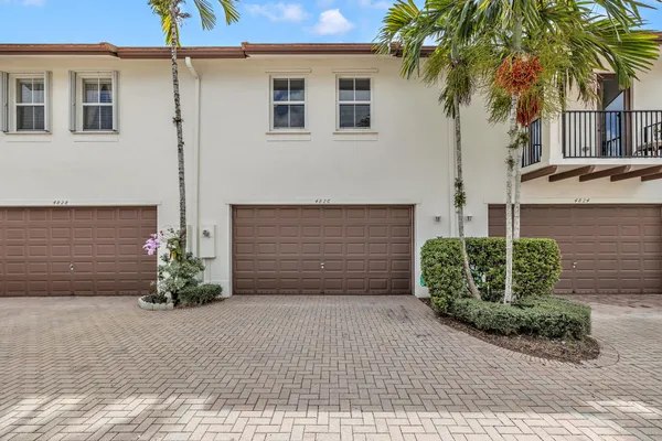 $475,000 | 4826 Acadian Trail, Coconut Creek, FL 33073