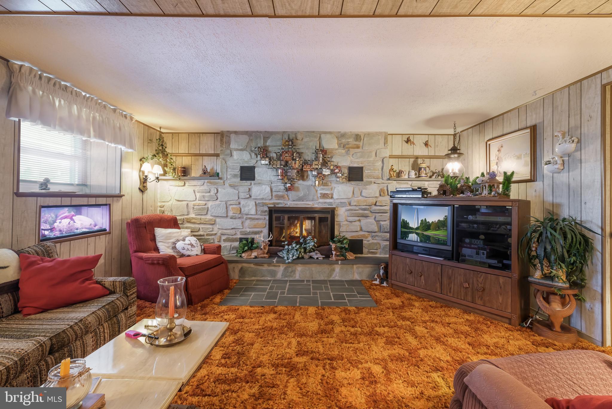 746 Violet Road Warminster, PA 18974 - Photo 24 of 31 Gallery Image 24