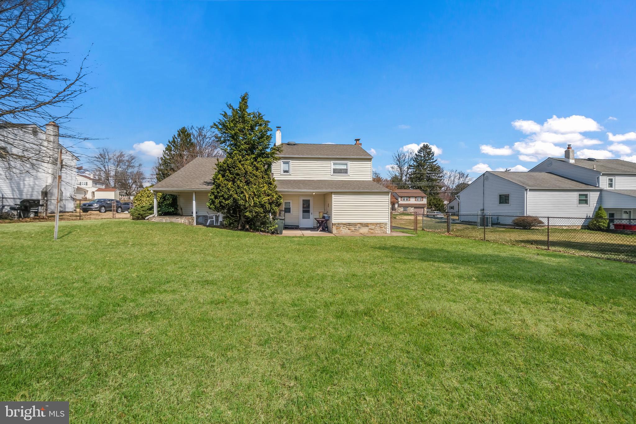 746 Violet Road Warminster, PA 18974 - Photo 29 of 31 Gallery Image 29