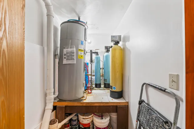 $669,000 | 327 Carroll Road, Warren, ME 04864