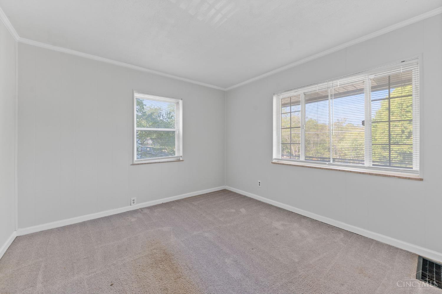5156 Valley Ridge Road Cincinnati, OH 45247 - Photo 7 of 34 Gallery Image 7