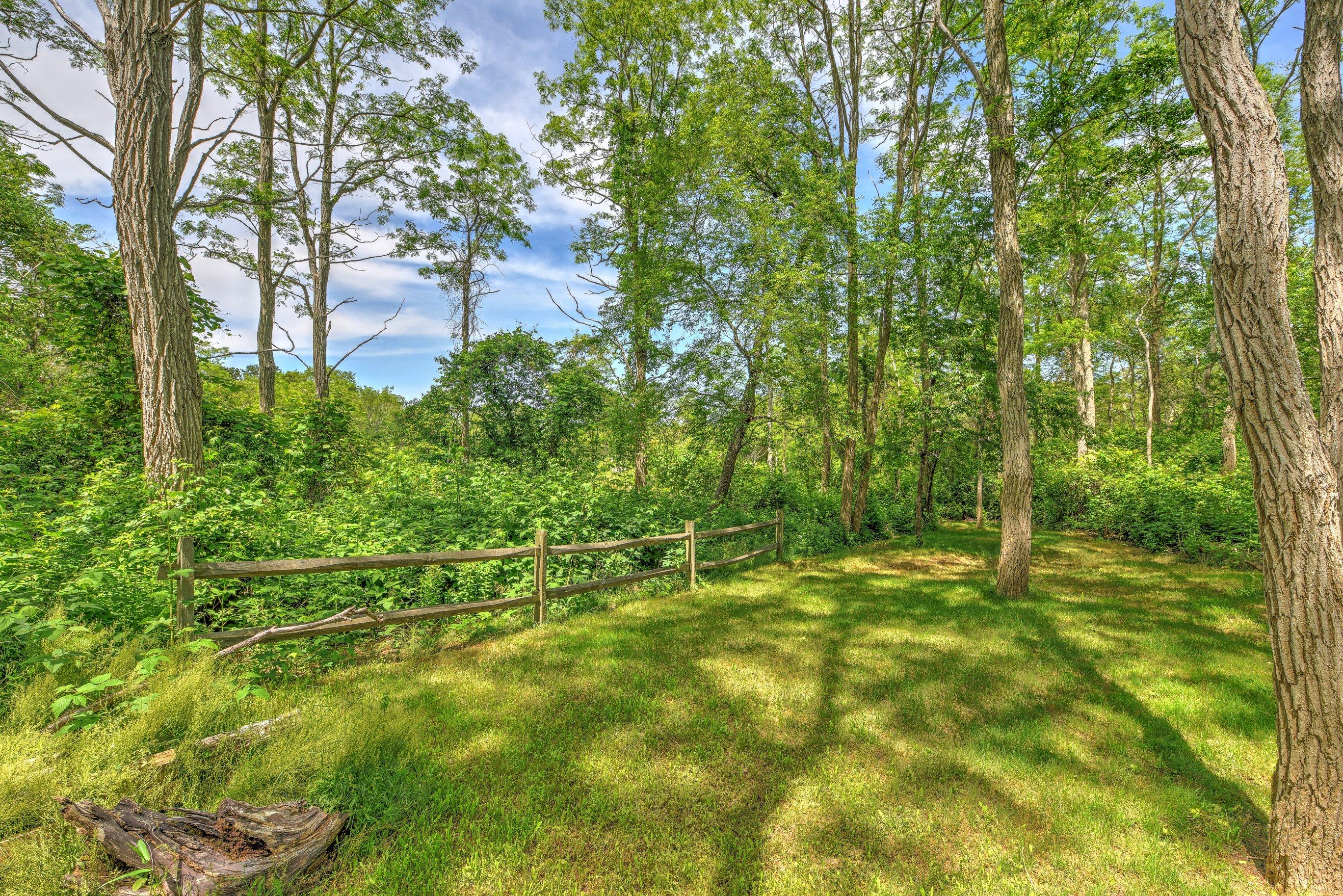 12 Farmersville Road Sandwich, MA 02563 - Photo 17 of 18 entrance fence
