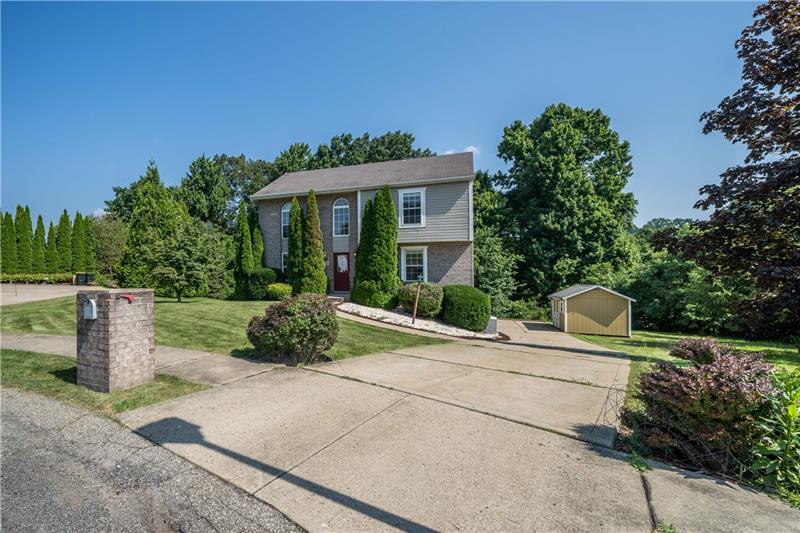 7 Wellington Court McKees Rocks, PA 15136 - Photo 2 of 25 Lot surrounded by lush, mature landscaping