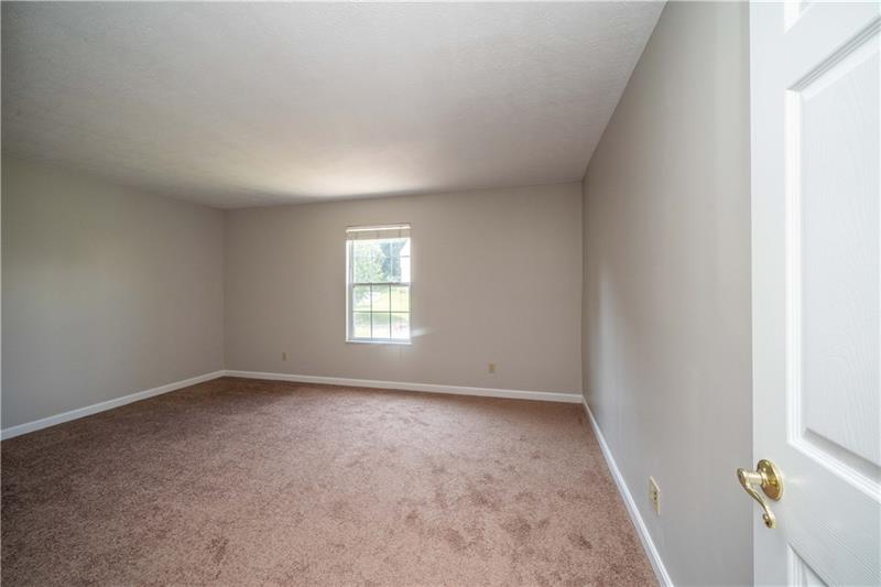 7 Wellington Court McKees Rocks, PA 15136 - Photo 15 of 25 Bedroom #2 - 16x13