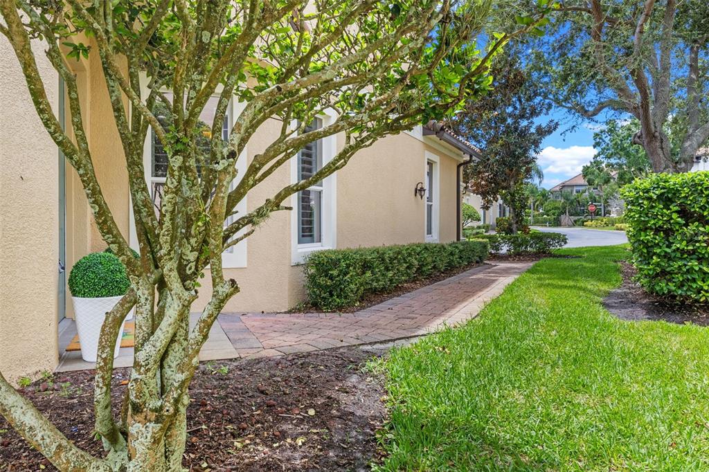 8713 The Esplanade, Unit 1 Orlando, FL 32836 - Photo 4 of 38 Gallery Image 4