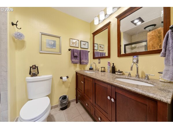 63697 Isthmus Heights Road Coos Bay, OR 97420 - Photo 28 of 45 Bathroom