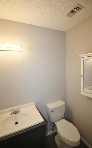 $1,650 | 4744 Meadow Trail Drive, Dallas, TX 75236