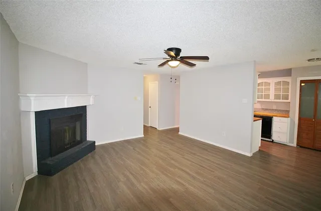 $1,650 | 4744 Meadow Trail Drive, Dallas, TX 75236