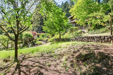 $1,100,000 | 4461 Lake County Highway, Calistoga, CA 94515