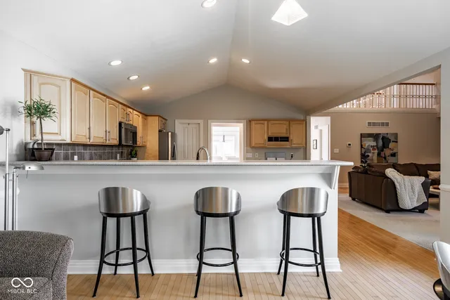 $865,000 | 11850 Arborhill Drive, Zionsville, IN 46077