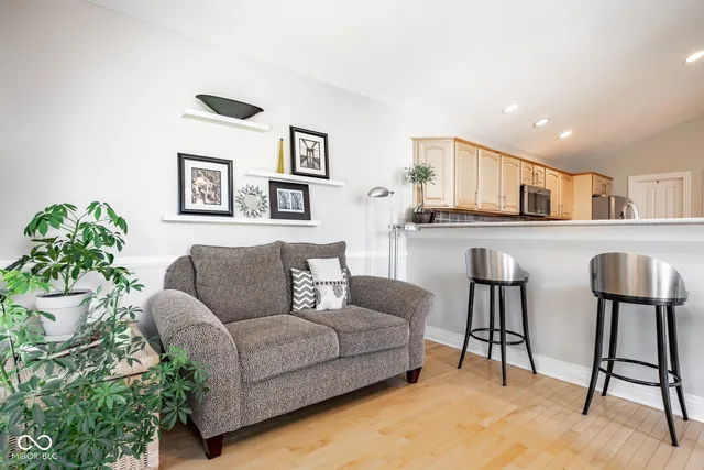 $865,000 | 11850 Arborhill Drive, Zionsville, IN 46077