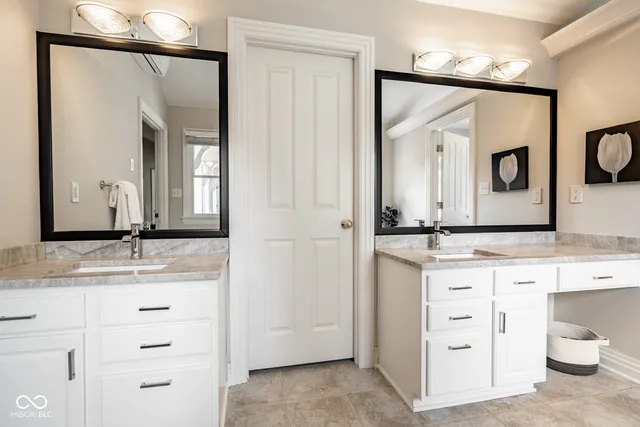 $865,000 | 11850 Arborhill Drive, Zionsville, IN 46077