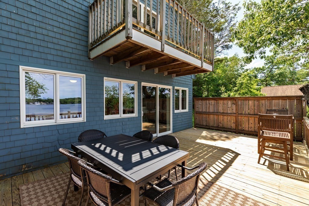 6 Willow Road Pembroke, MA 02359 - Photo 12 of 41 Gallery Image 12
