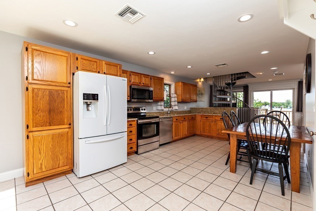 6 Willow Road Pembroke, MA 02359 - Photo 16 of 41 Gallery Image 16
