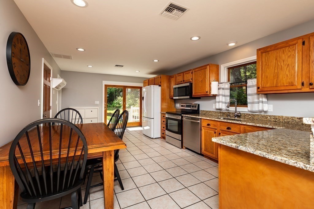 6 Willow Road Pembroke, MA 02359 - Photo 18 of 41 Gallery Image 18
