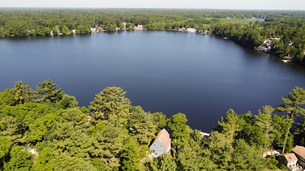 6 Willow Road Pembroke, MA 02359 - Photo 3 of 41 Gallery Image 3
