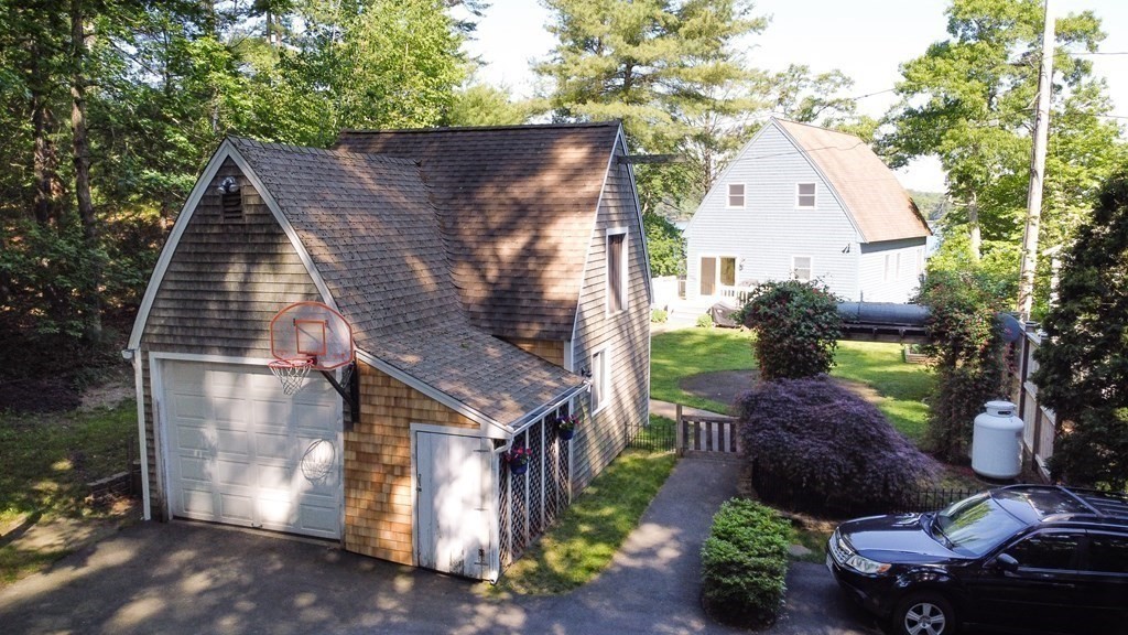6 Willow Road Pembroke, MA 02359 - Photo 5 of 41 Gallery Image 5