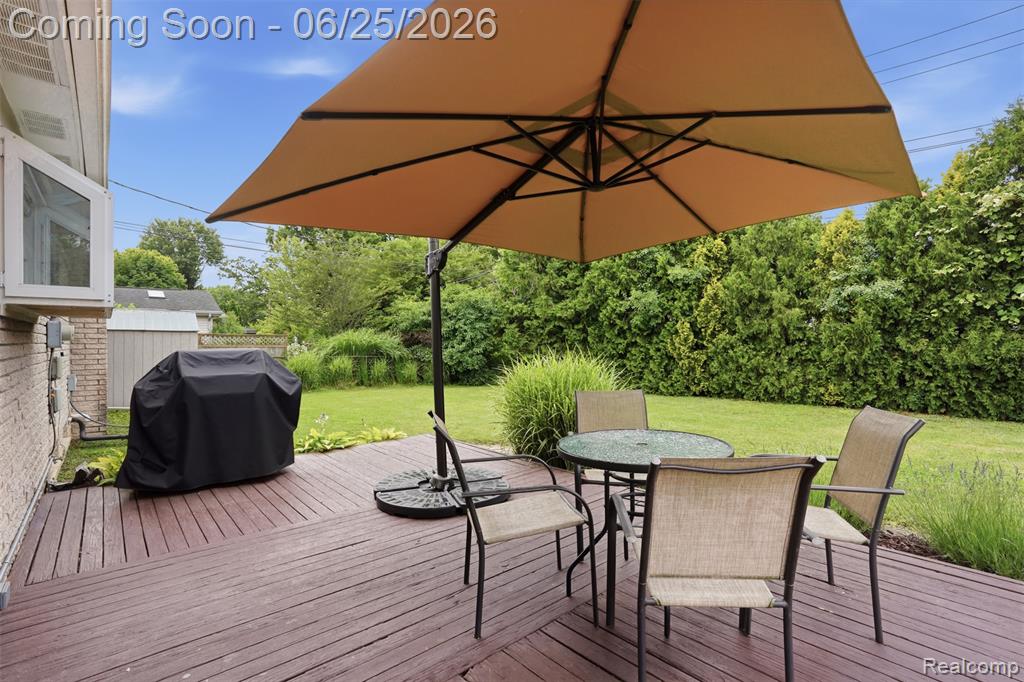 23405 West Lebost Novi, MI 48375 - Photo 26 of 27