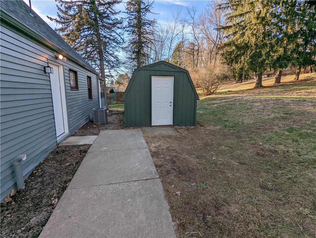 266 Moon Clinton Road Coraopolis, PA 15108 - Photo 14 of 15