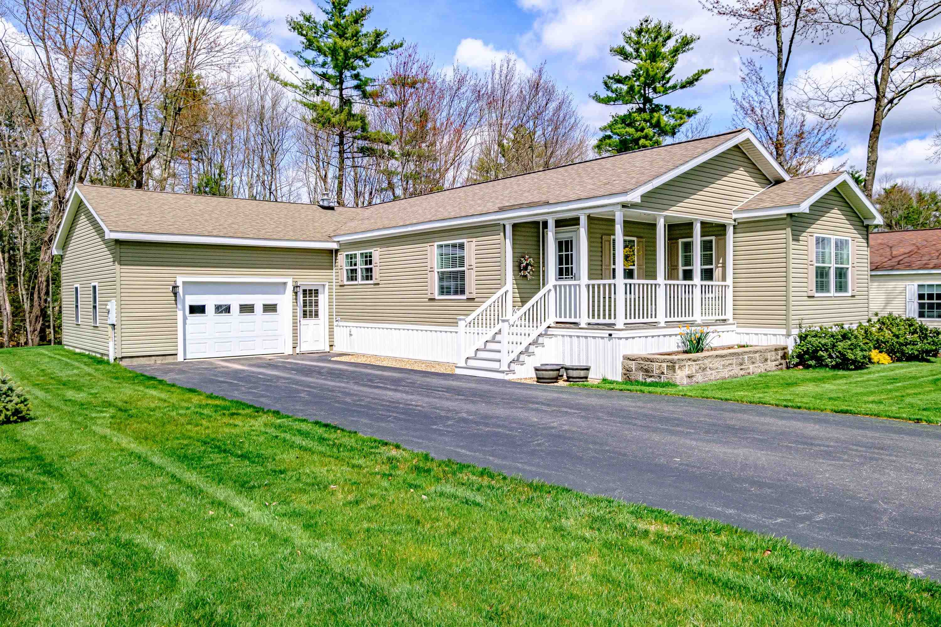 6 Blair Drive Rochester, NH 03868 - Photo 24 of 37