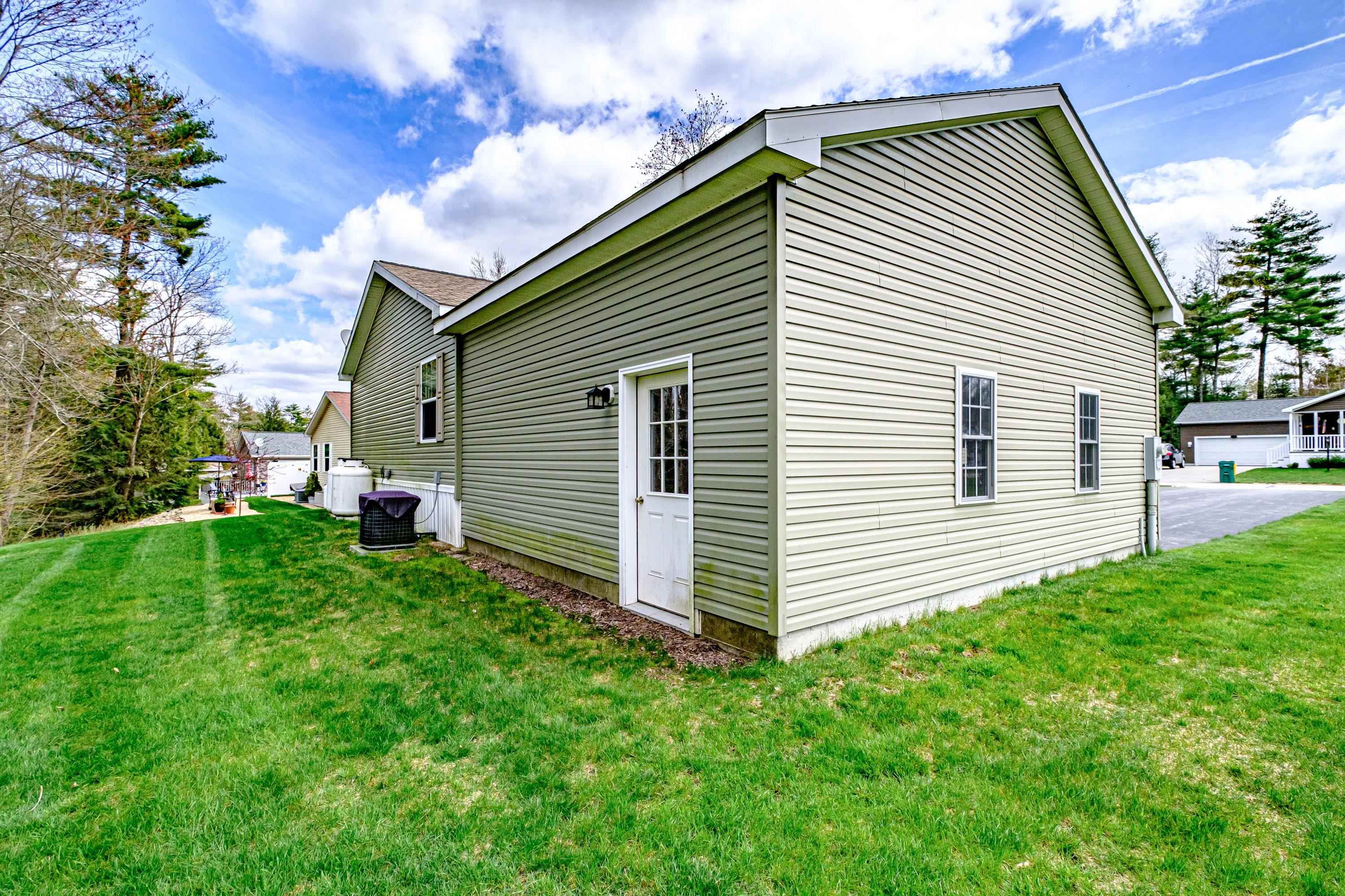 6 Blair Drive Rochester, NH 03868 - Photo 32 of 37