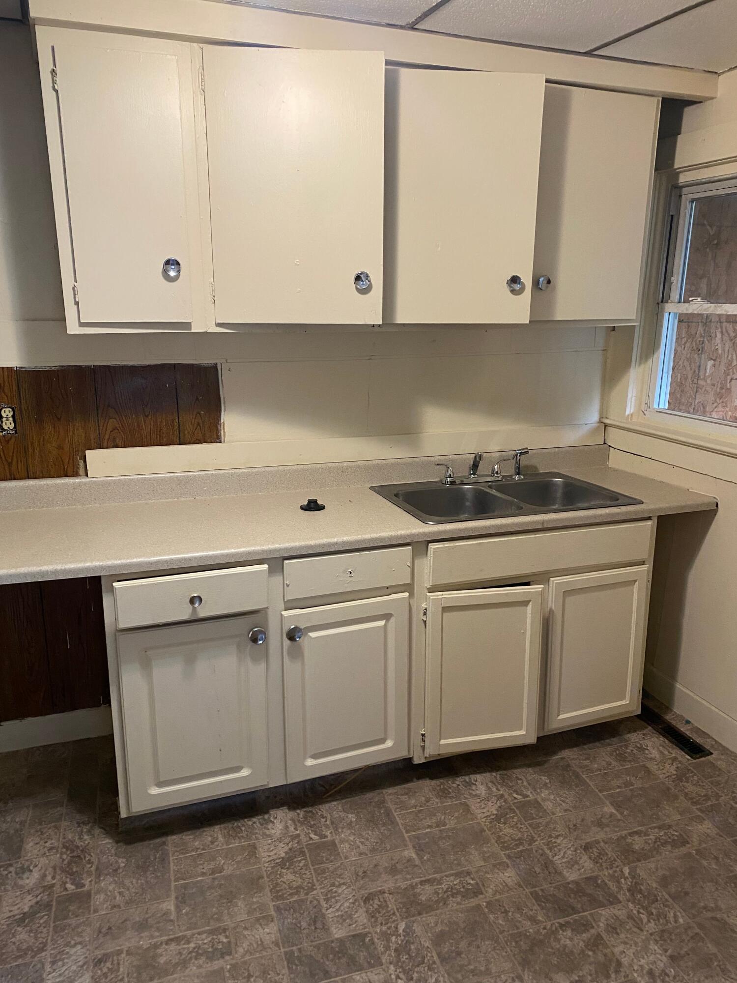 1012 Elder Street Springfield, OH 45505 - Photo 5 of 7