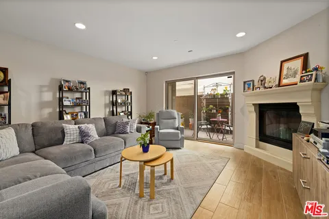 $970,000 | 8238 West Manchester Avenue, Unit 108, Playa del Rey, CA 90293