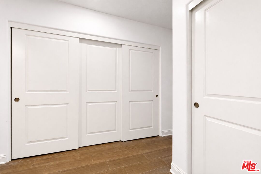 8238 West Manchester Avenue, Unit 108 Playa del Rey, CA 90293 - Photo 8 of 16 a view of an empty room