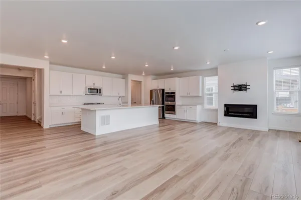 $899,000 | 4836 East 149th Avenue, Thornton, CO 80602