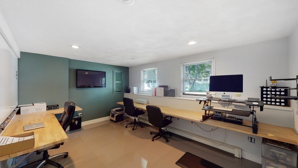 10 Wolcott Road Saugus, MA 01906 - Photo 13 of 27