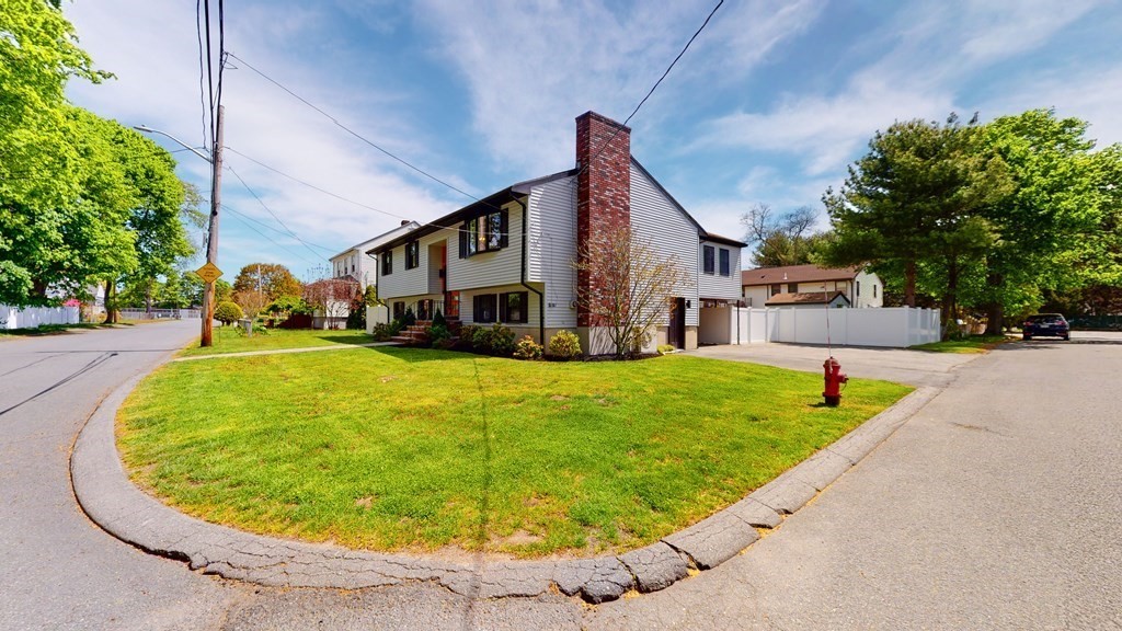 10 Wolcott Road Saugus, MA 01906 - Photo 2 of 27