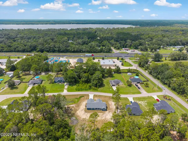 $339,707 | 10055 Fox Hollow Drive, Hampton, FL 32044