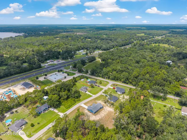 $339,707 | 10055 Fox Hollow Drive, Hampton, FL 32044