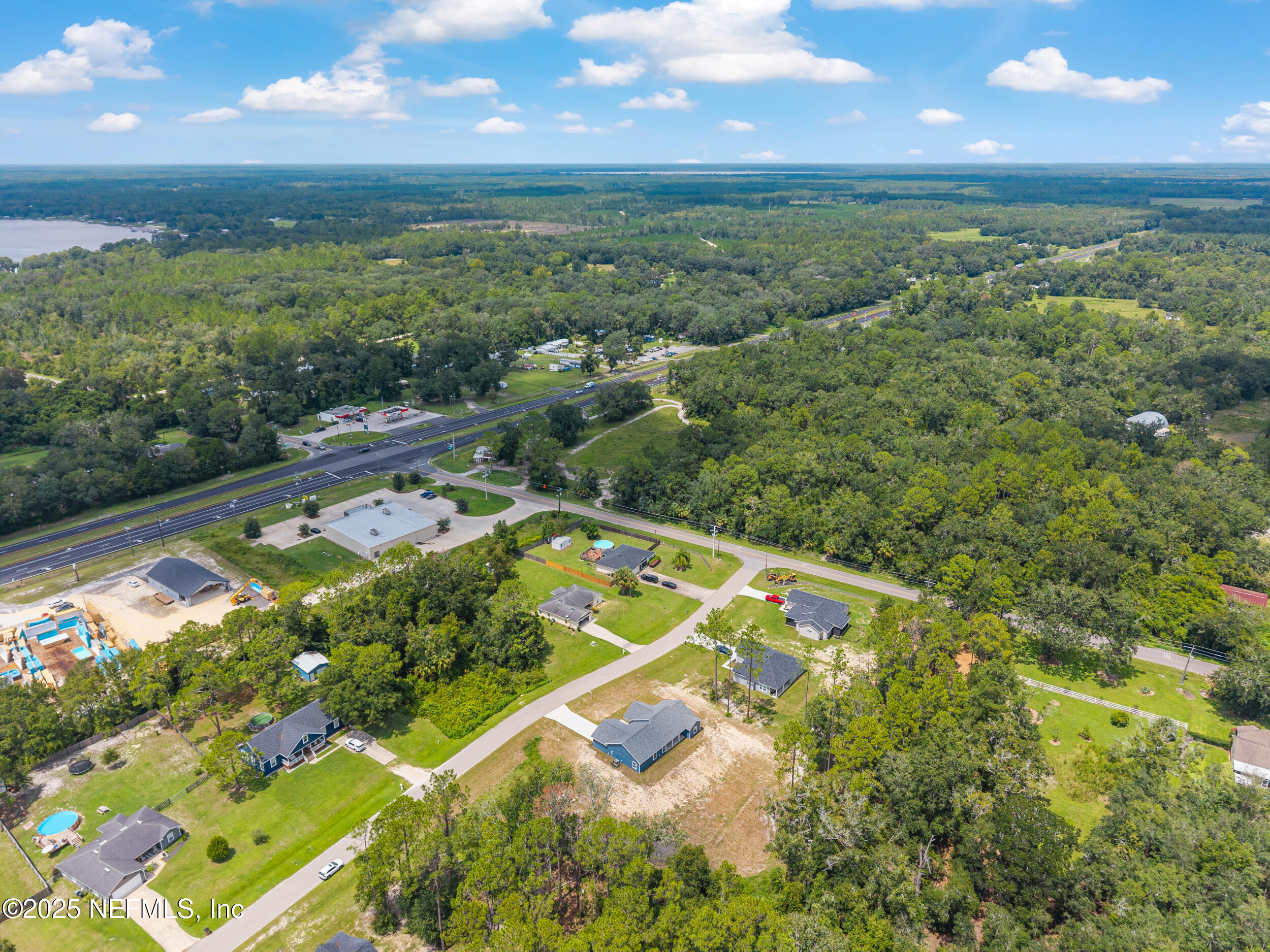 10055 Fox Hollow Drive Hampton, FL 32044 - Photo 51 of 54 a view of a city