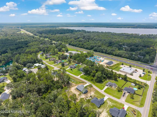 $339,707 | 10055 Fox Hollow Drive, Hampton, FL 32044