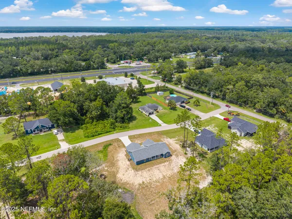 $339,707 | 10055 Fox Hollow Drive, Hampton, FL 32044