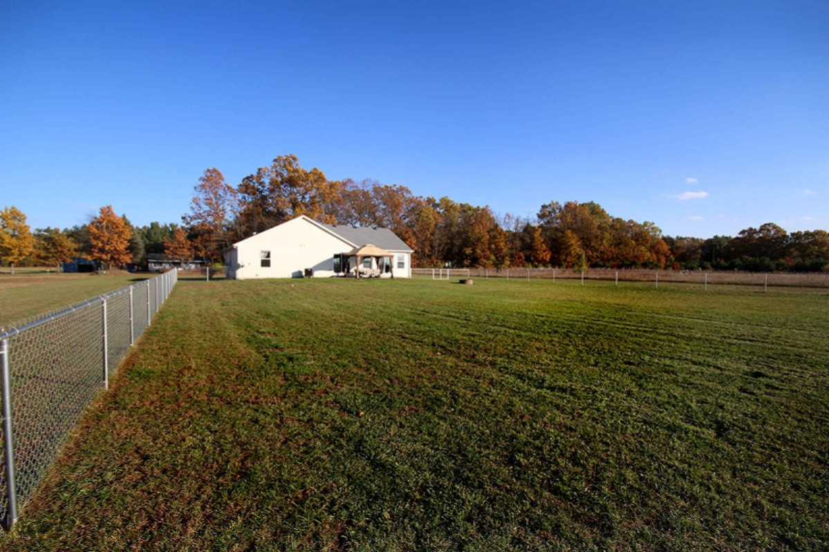954 Leet Road Niles, MI 49120 - Photo 35 of 37 IMG_6432