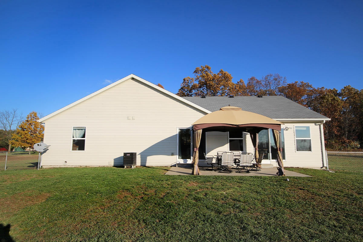 954 Leet Road Niles, MI 49120 - Photo 36 of 37 IMG_6440