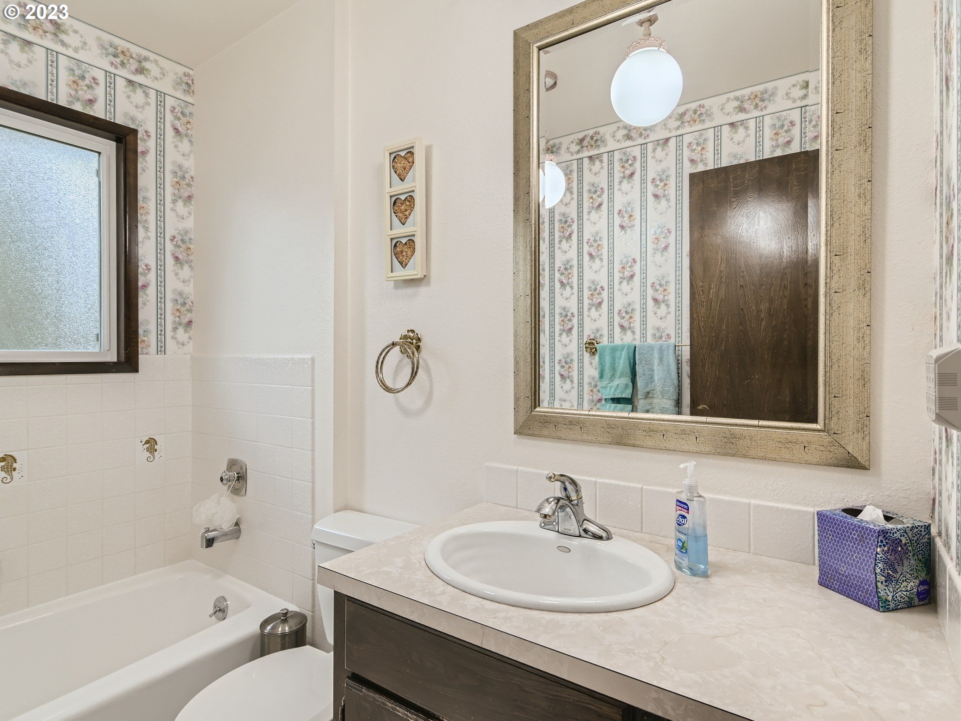 19655 South Unger Road Beavercreek, OR 97004 - Photo 25 of 32 Bathroom