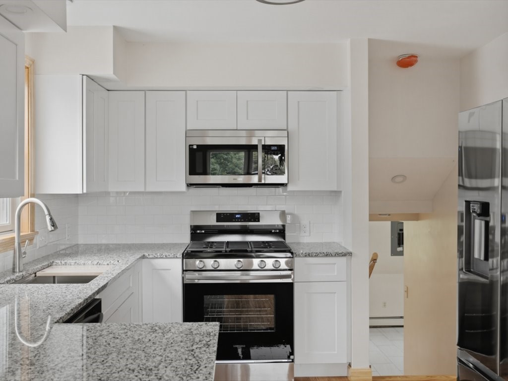 9 Weathervane Way Westerly, RI 02808 - Photo 11 of 25